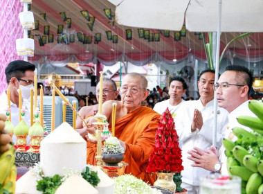 ร่วมพิธีเททองหล่อองค์ “หลวงพ่อบ้านแหลม” ... พารามิเตอร์รูปภาพ 1