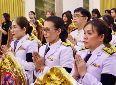 ร่วมพิธีพระพิธีธรรมสวดพระอภิธรรมถวายพระศพ ... พารามิเตอร์รูปภาพ 2