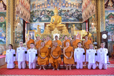 ร่วมพิธีถวายเทียนพรรษาพระราชทาน และ พัดรองที่ระลึก พารามิเตอร์รูปภาพ 1